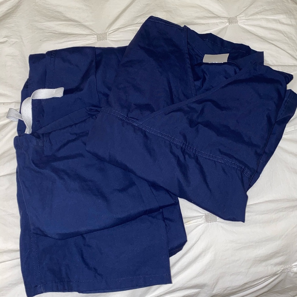Urbane Scrubs